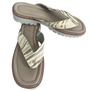 Donald Pliner Bloom Calf Hair Striped Thong Flip Flop Sandals Wom 7.5